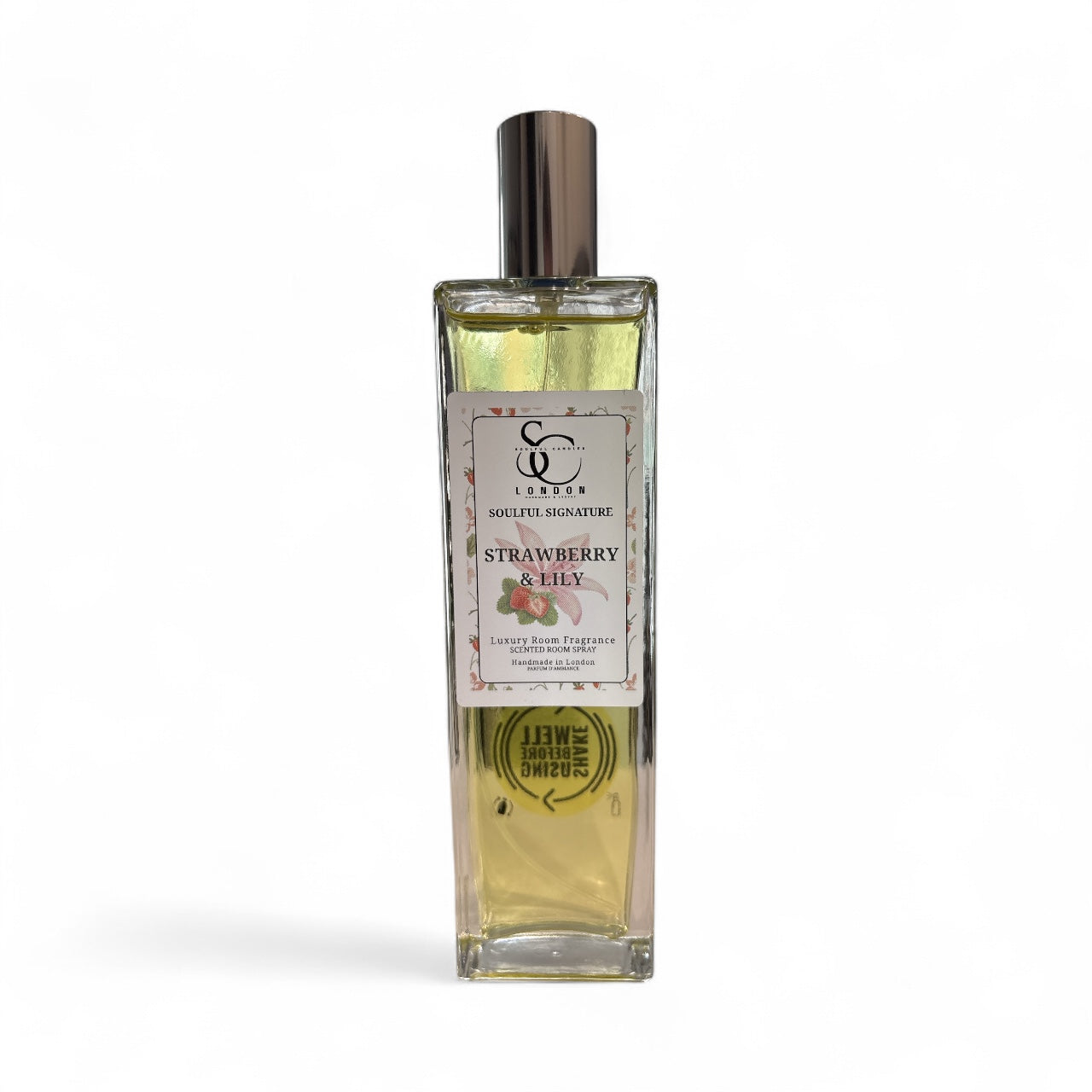Strawberry & Lily luxury room spray 100ml, alcohol‑free, handmade in London
Fruit-floral room spray with strawberry and lily notes in an elegant bottle