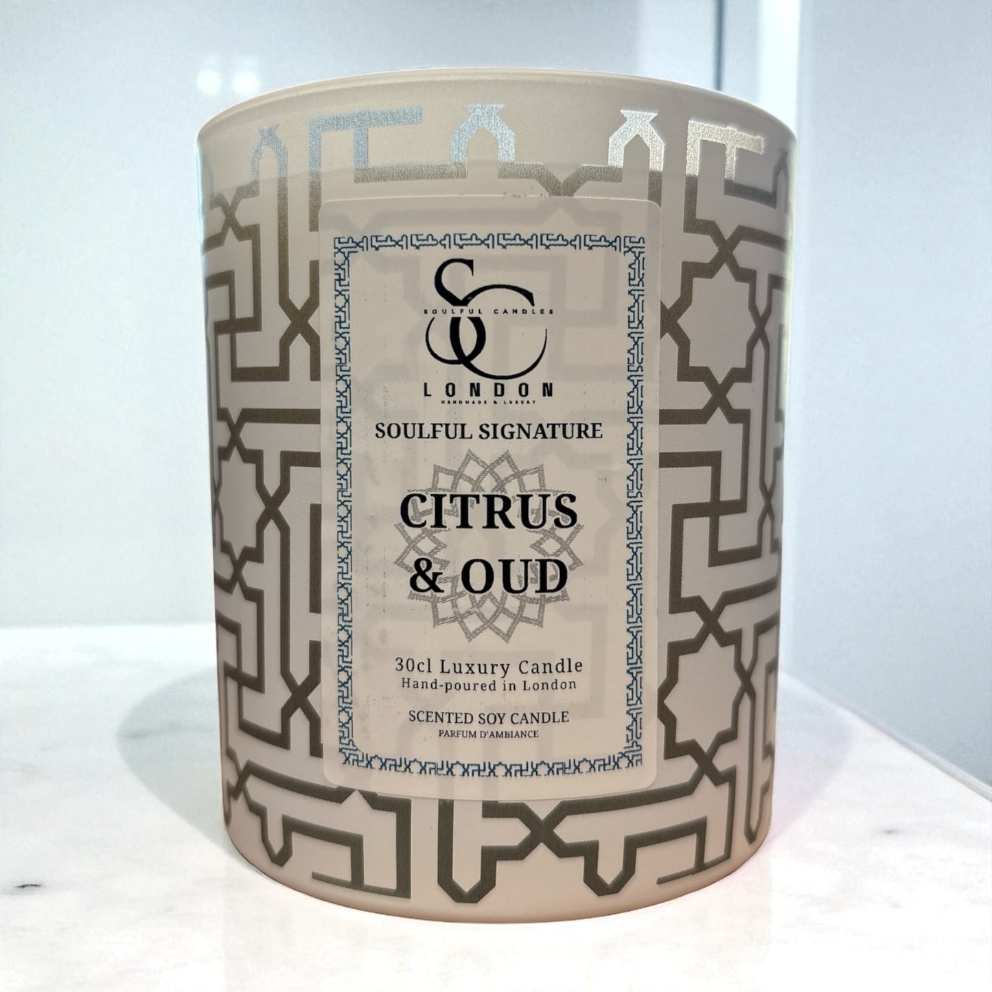Citrus & Oud 30cl luxury soy candle, hand‑poured in London