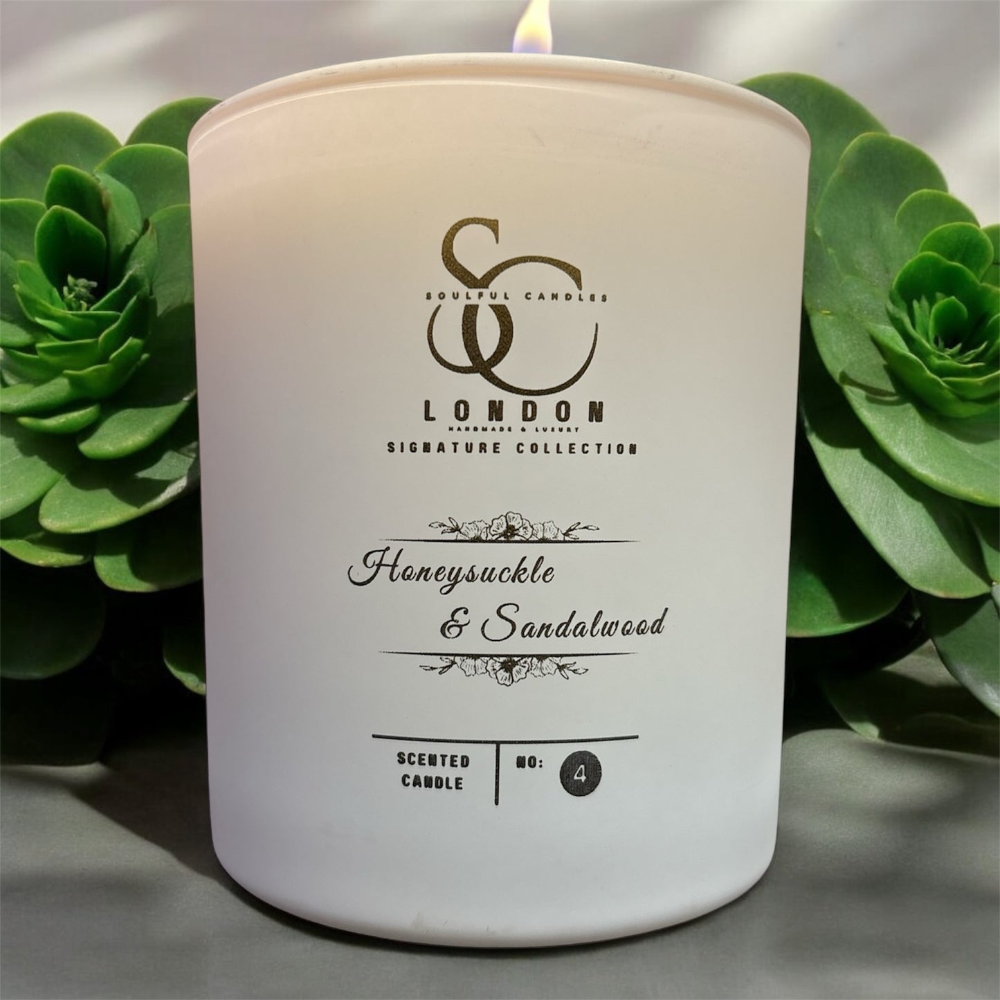 Honeysuckle & Sandalwood: A soothing mix of floral honeysuckle and earthy sandalwood, evoking a sense of relaxation and comfort.