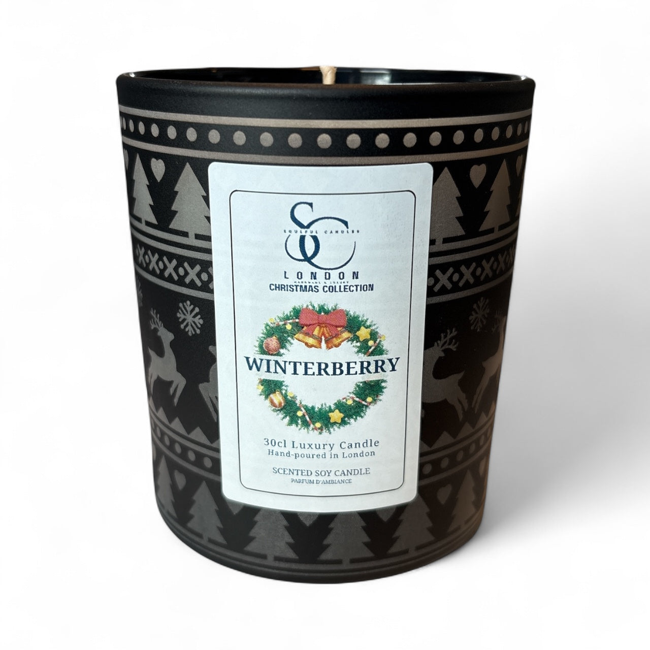 Winterberry Christmas Candle – 30cl hand-poured soy in black jar
