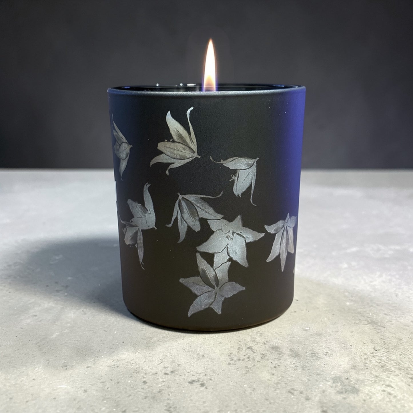 Moon Lily Luxury Candle by Soulful Candles – 30cl Engraved Soy, Hand-poured in London, Lily Amber Spice, Vegan, UK